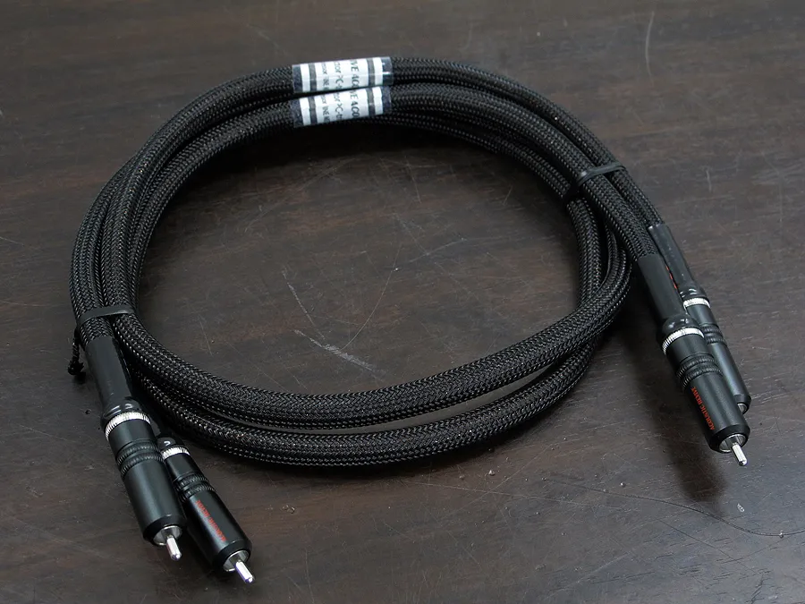 Acoustic Revive RCA-1.0 tripleC-FM RCAケーブル