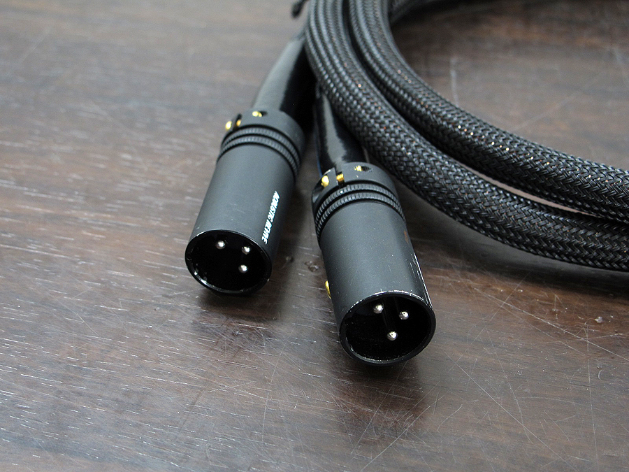Acoustic Revive XLR-1.0 tripleC-FM XLRケーブル 1.0m @22458 / 中古