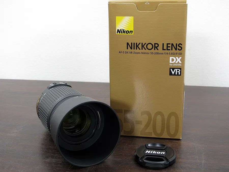 Nikon AF-S DX VR Zoom 55-200mm f/4-5.6G カメラレンズ