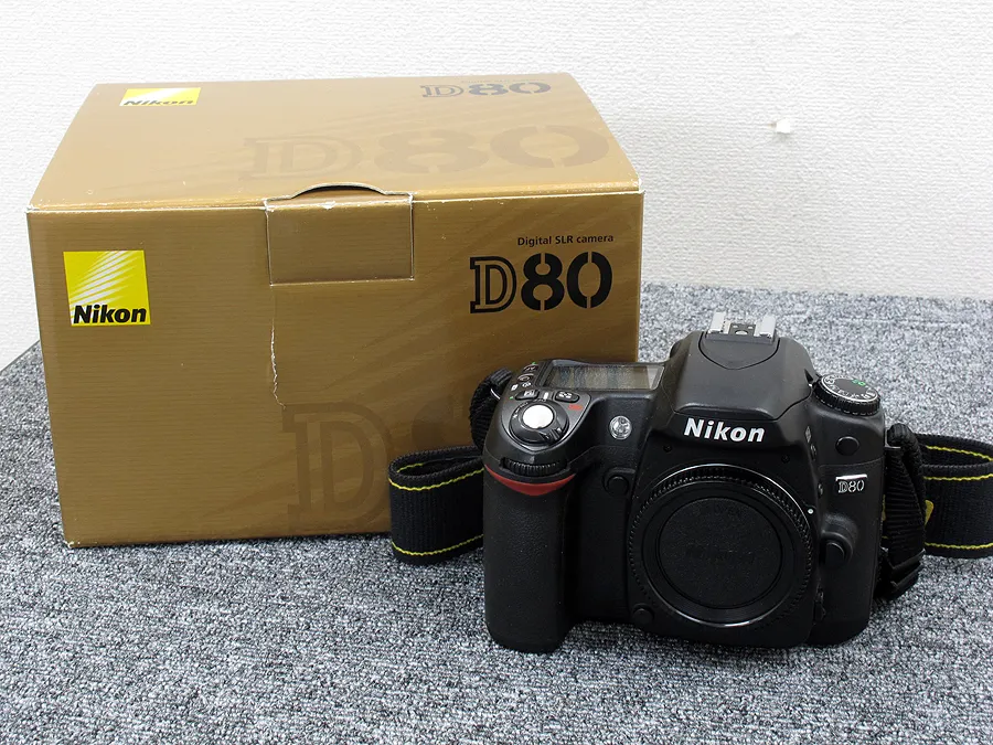 ニコン Nikon D80 カメラ ボディ 元箱付き