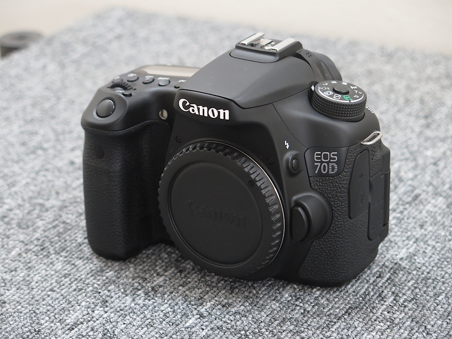 CANON EOS70D ダブルズームキット