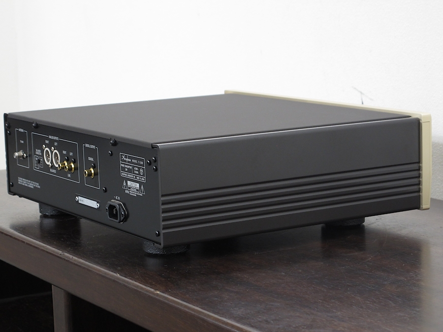 アキュフェーズ Accuphase T-1100 チューナー @23470 / 中古オーディオ