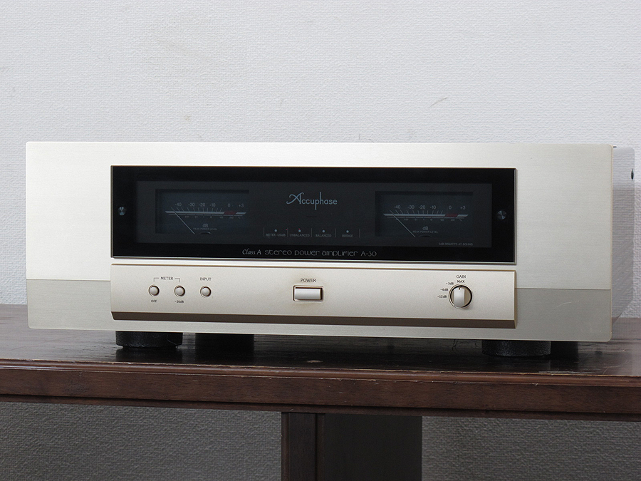 アキュフェーズ Accuphase A-30 パワーアンプ @23692 / 中古オーディオ買取、販売、通販のショップアフロオーディオ横浜