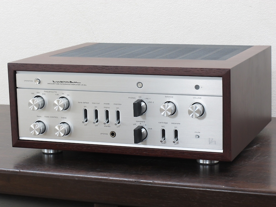 美品】LUXMAN LX-32u 真空管プリメインアンプ 元箱付き @24127 / 中古オーディオ買取、販売、通販のショップアフロオーディオ横浜