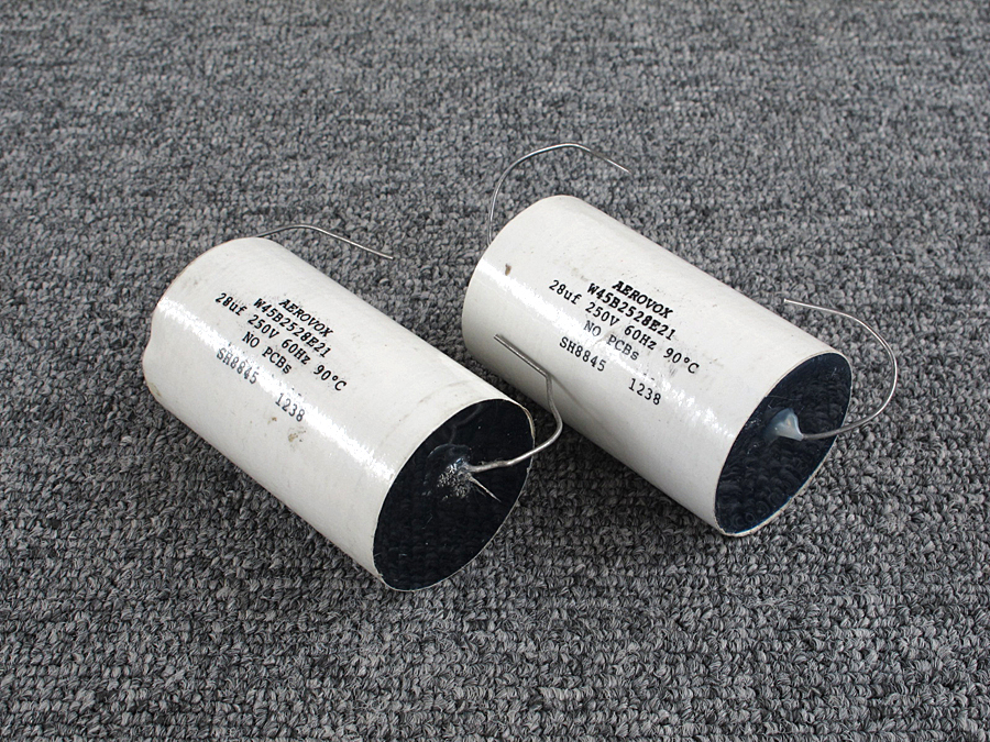 AEROVOX W45B2528E21 28uf 250V コンデンサー