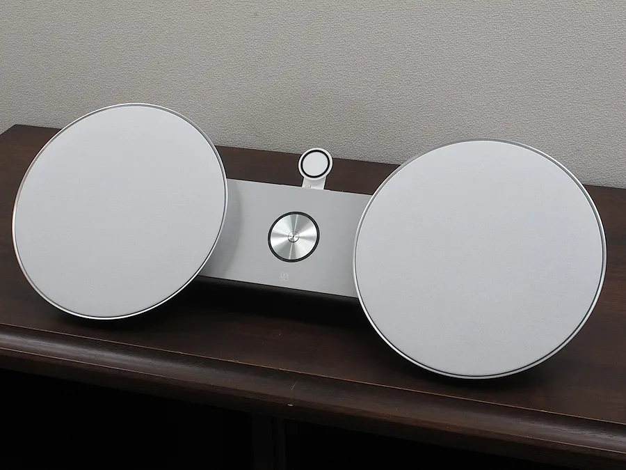 B&O BeoPlay A8 一体型ステレオスピーカー