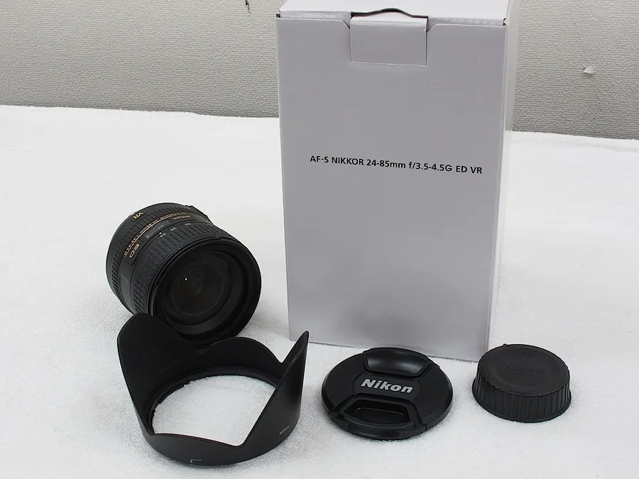 Nikon AF-S NIKKOR 24-85mm f/3.5-4.5G ED VRレンズ 元箱