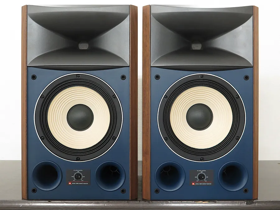 ジェイビーエル JBL 4306 スピーカー