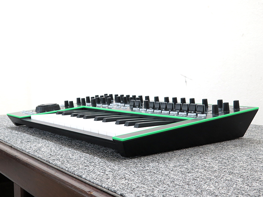 ローランド Roland AIRA SYSTEM-1 シンセサイザー @24760 / 中古