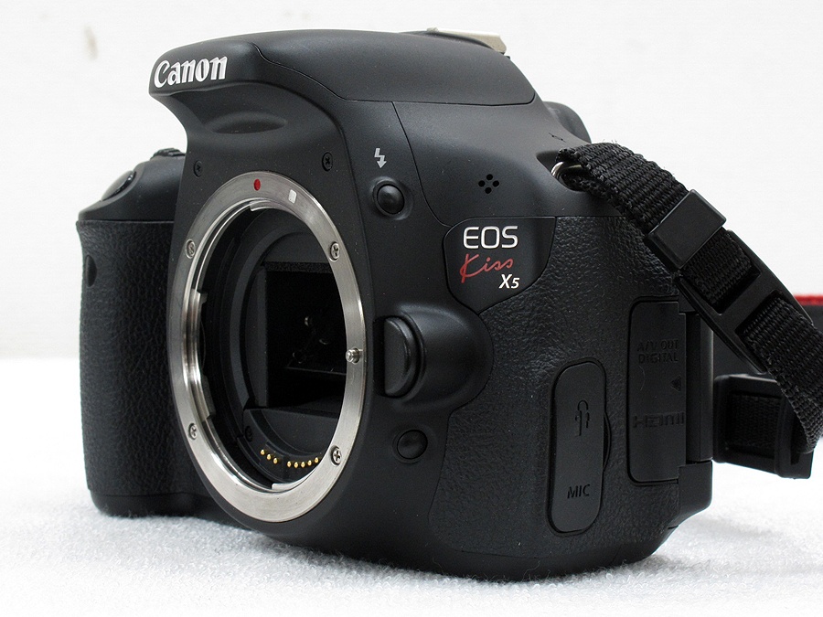 Canon EOS Kiss x5 ダブルズームキット リモコン付き 美品+inforsante.fr