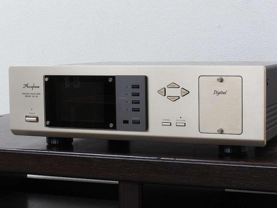 Accuphase DG-28 ヴォイシングイコライザー @25352 / 中古オーディオ 