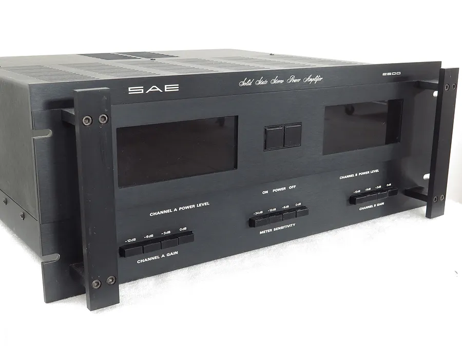 SAE Model 2600 ステレオパワーアンプ
