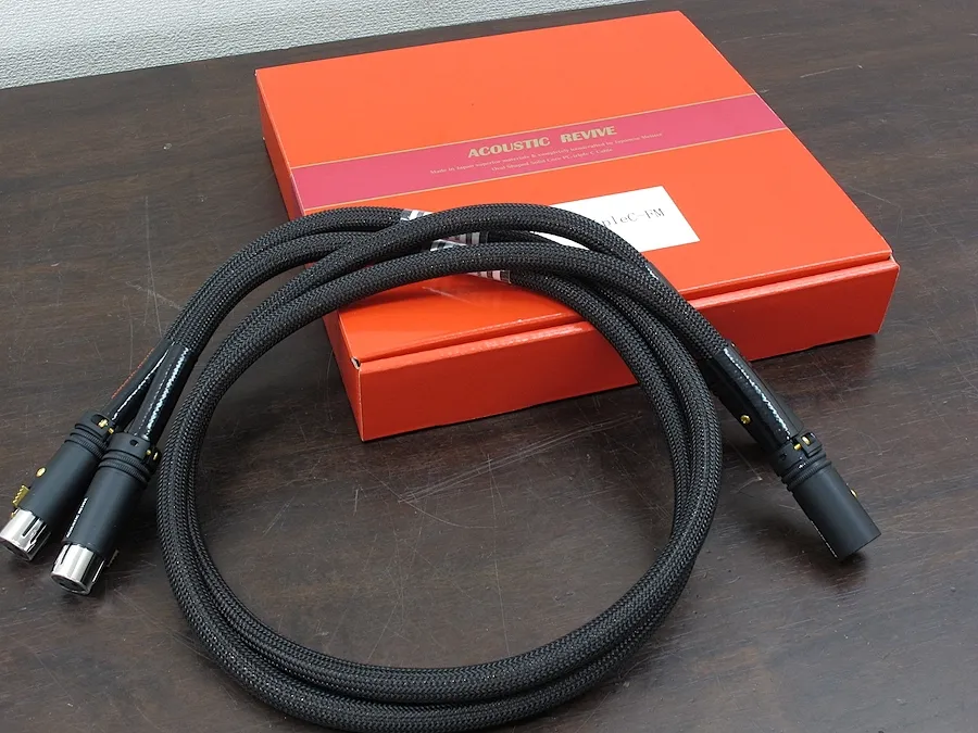 Acoustic Revive XLR-1.0 tripleC-FM XLRケーブル ペア