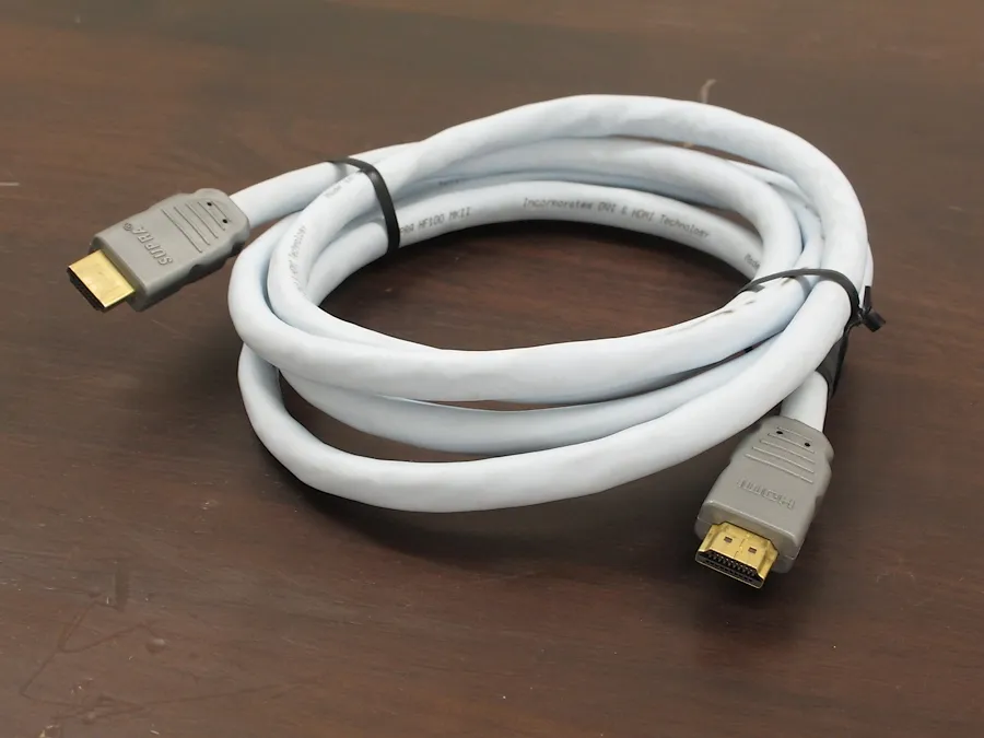スープラ SUPRA HDMI CABLE 2.0m ケーブル 元箱付