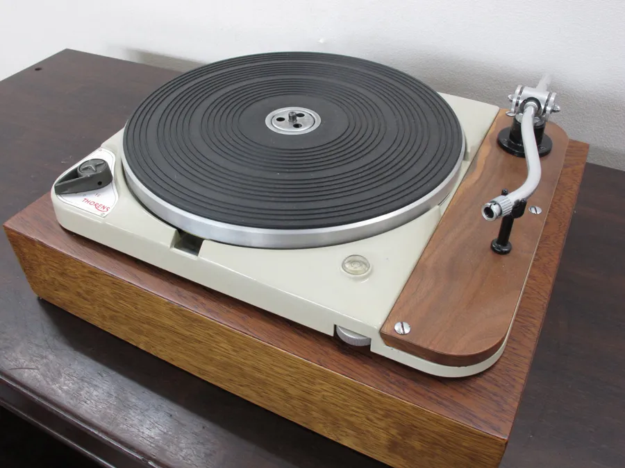 トーレンス THORENS TD124 ターンテーブル