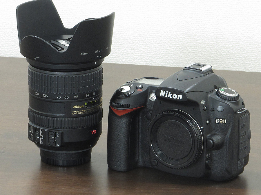 Nikon D90 AF-S DX VR 18-200G レンズキット カメラ 元箱 @25716