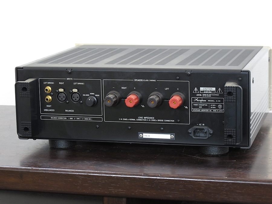 アキュフェーズ Accuphase A-30 パワーアンプ @25964 / 中古オーディオ