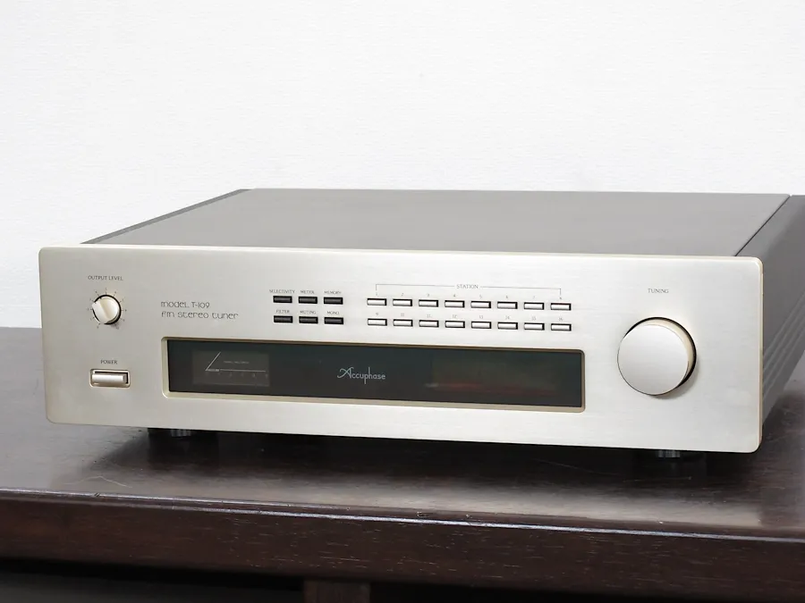 アキュフェーズ Accuphase T-109 チューナー