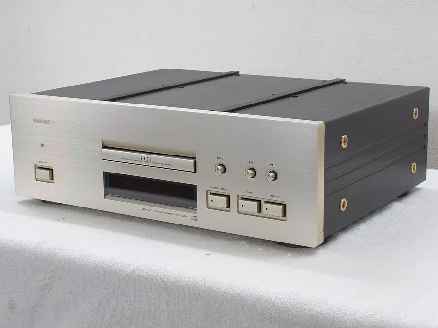 ティアック TEAC VRDS-25X CDデッキ