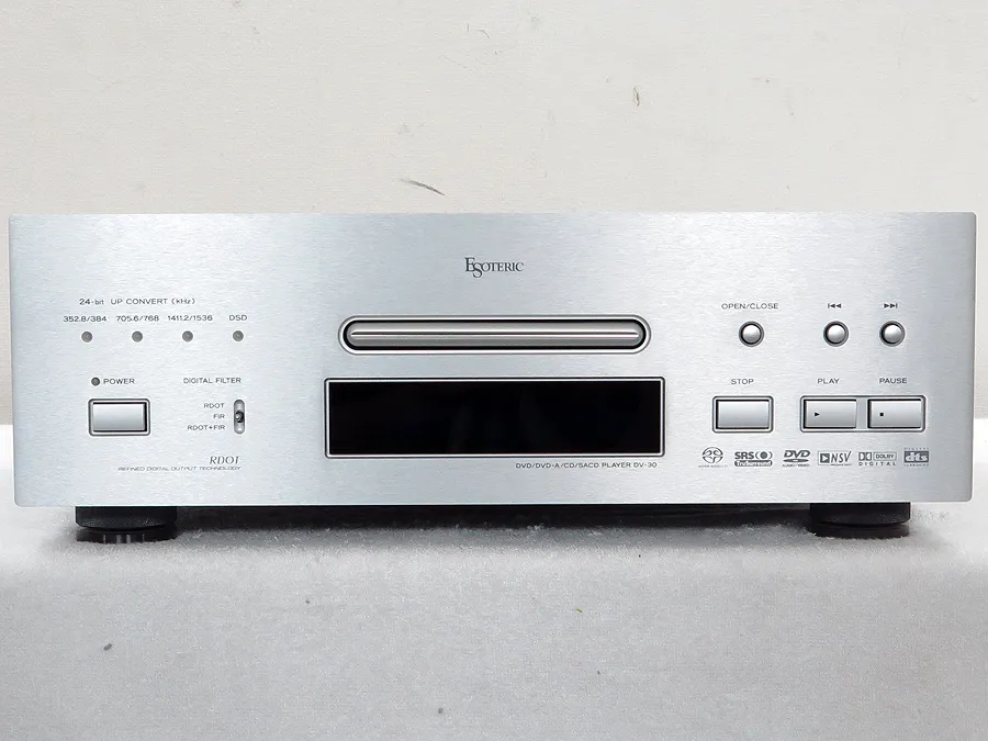 エソテリック ESOTERIC DV-30 ユニバーサルプレーヤー