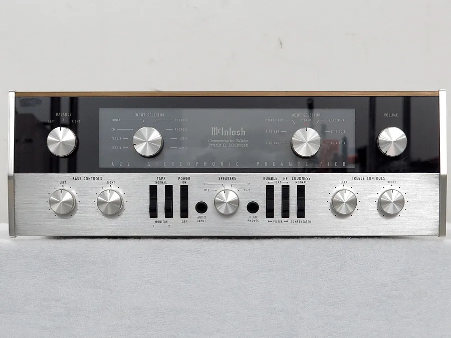 マッキントッシュ Mcintosh C22(復刻) プリアンプ