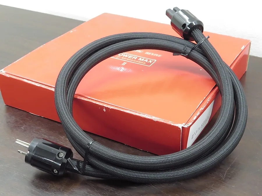 Acoustic Revive POWER MAX 2.0m 電源ケーブル 元箱