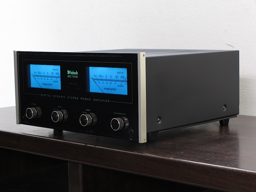 マッキントッシュ Mcintosh MC7300 前期 パワーアンプ @27453 / 中古オーディオ買取、販売、通販のショップアフロオーディオ横浜