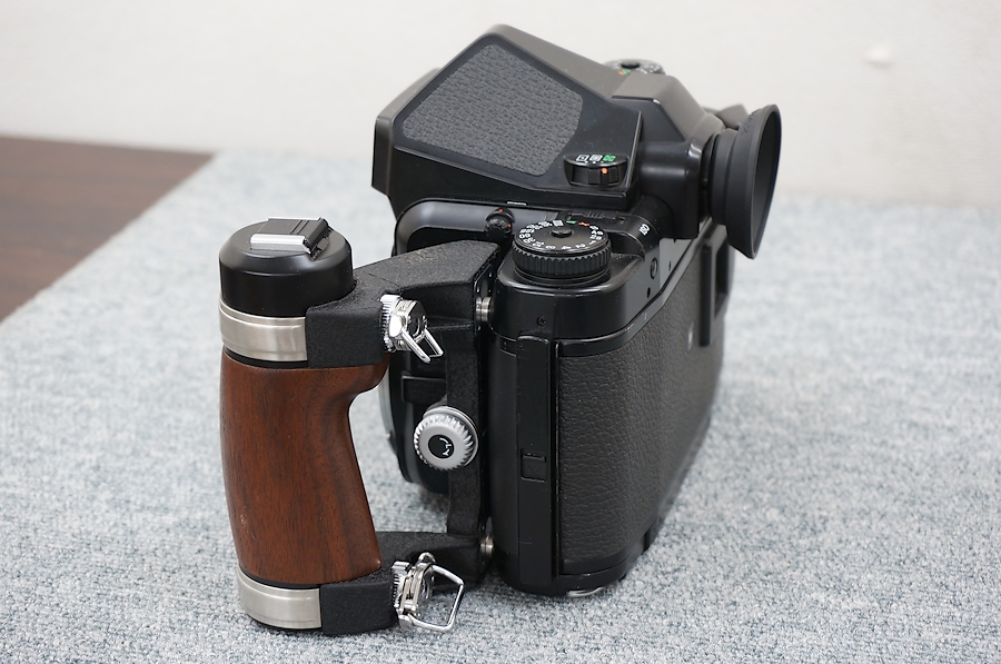 カメラ PENTAX - pentax67 グリップ ペンタックス67グリップの通販 by