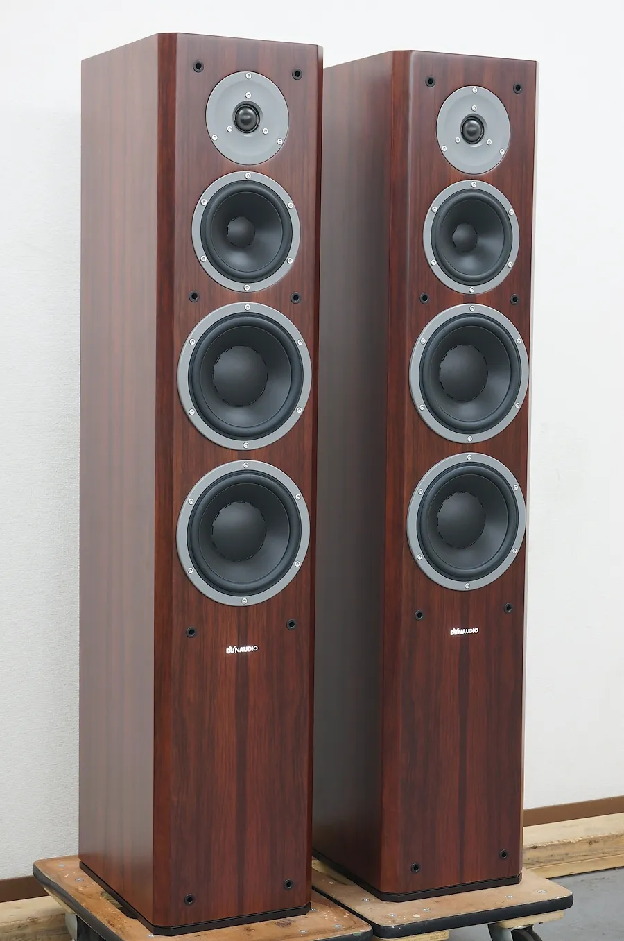ディナウディオ DYNAUDIO Focus340 スピーカー