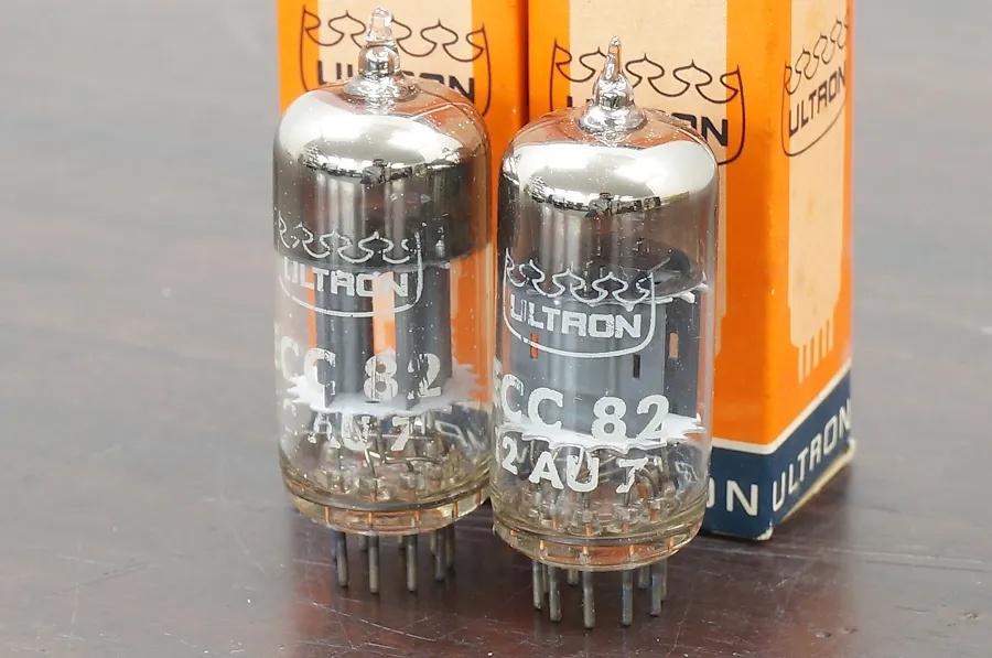 ULTRON ECC82 12AU7 ウルトロン 真空管2本