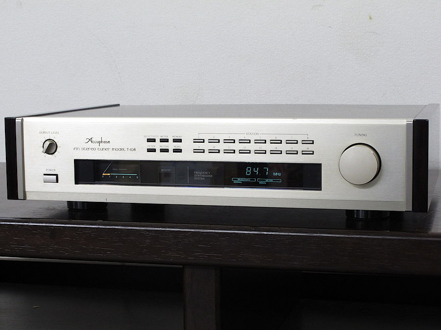 Accuphase T-108 アキュフェーズ チューナー @28168 / 中古オーディオ