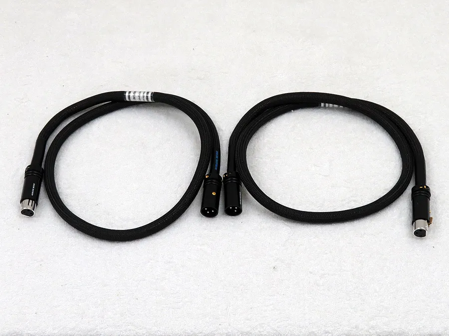 Acoustic Revive XLR-1.0 tripleC-FM XLRケーブル ペア