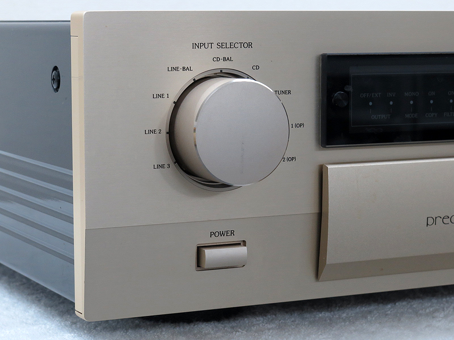 アキュフェーズ Accuphase C-2400 プリアンプ @28695 / 中古オーディオ