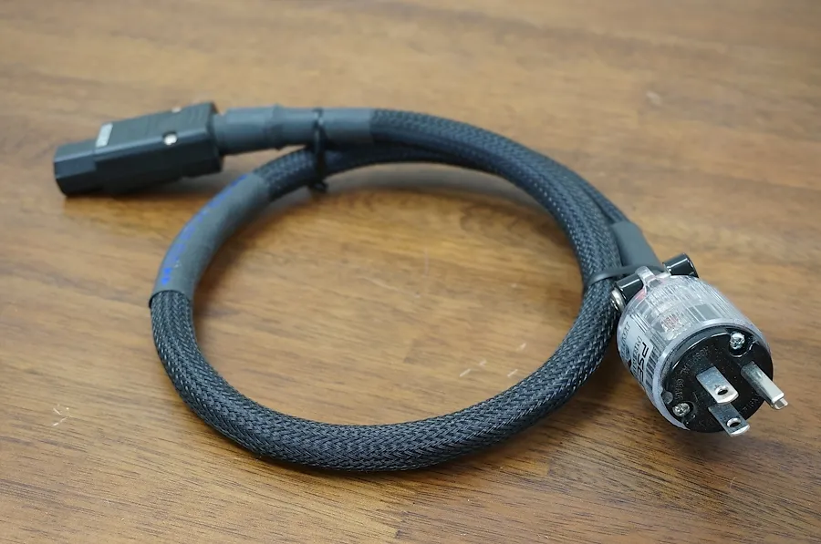 AET SCR AC/SP EVD 0.8m エーイーティー 電源ケーブル