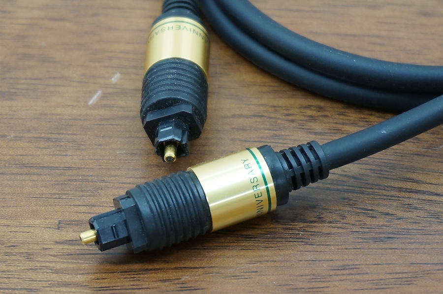 SAEC OPC-Z1 サエク オプティカル 光ケーブル 1.0m @28714 / 中古