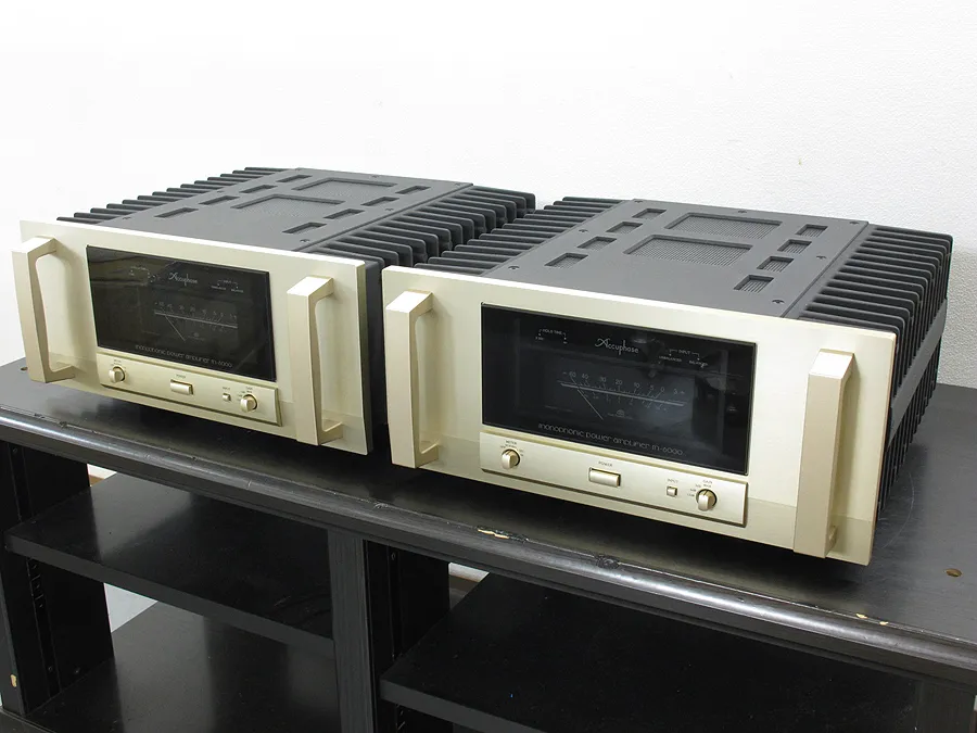 Accuphase M-6000 パワーアンプ ペア 元箱付