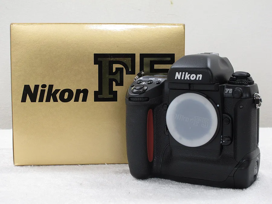 ニコン NIKON F5 ボディ フィルムカメラ