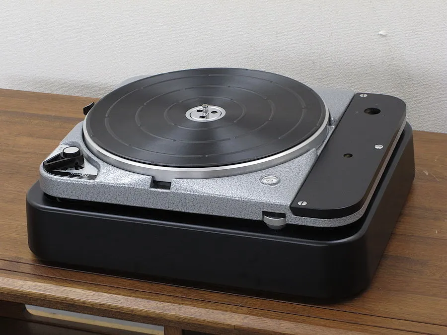 THORENS TD124 MKⅡ HAMMER TONE仕様 ターンテーブル
