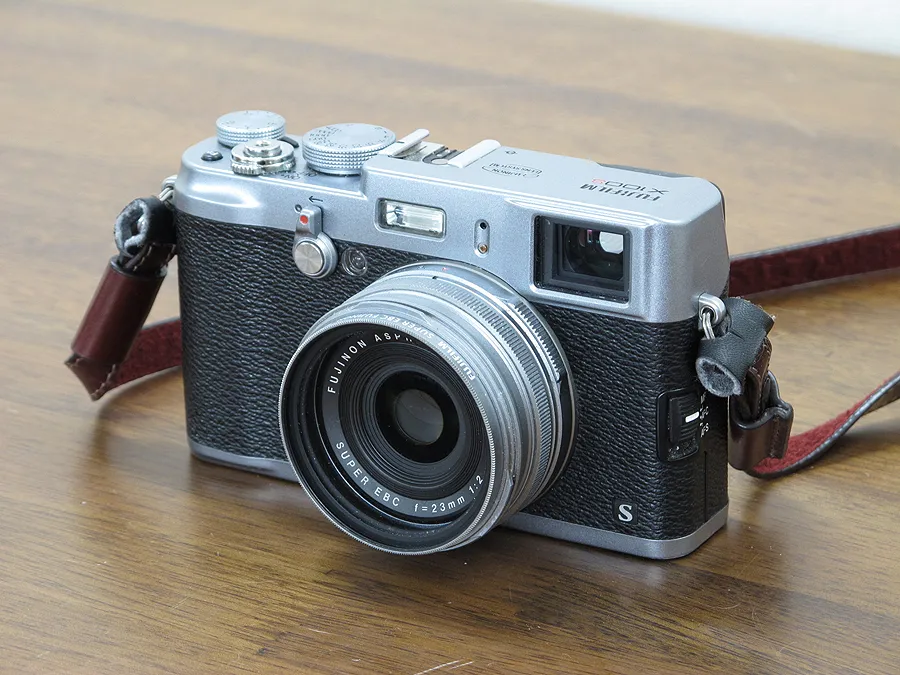 FUJIFILM X100S カメラ フィルター ストラップ付
