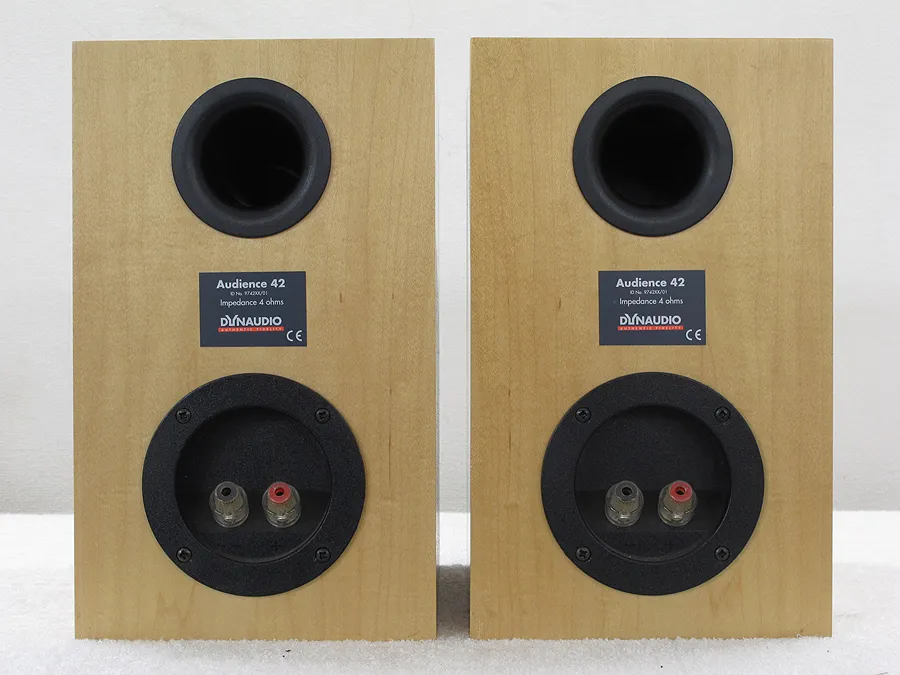 ディナウディオ DYNAUDIO AUDIENCE42 スピーカー ペア @29348｜中古
