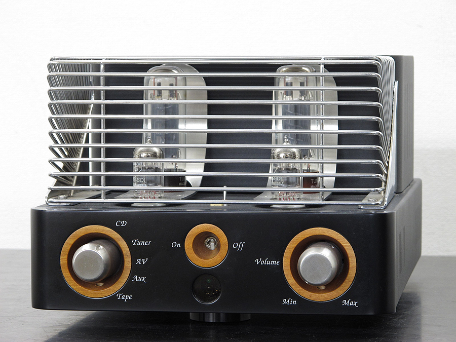 UNISON RESEARCH Simply Italy プリメインアンプ 元箱付 @29367 / 中古