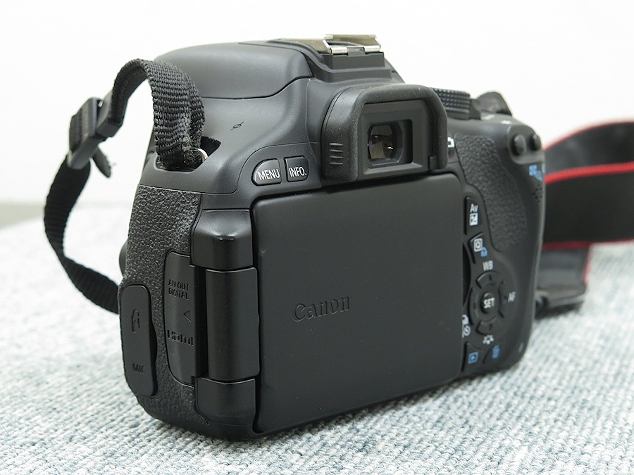 キヤノン Canon EOS KISS X5 ボディ カメラ 元箱付 @29930 / 中古オーディオ買取、販売、通販のショップアフロオーディオ横浜