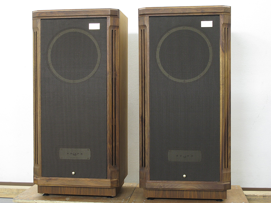 タンノイ TANNOY Turnberry/GR スピーカー 元箱付 @30027 / 中古 タンノイ TANNOY Turnberry/GR スピーカー 元箱付 @30027 / 中古