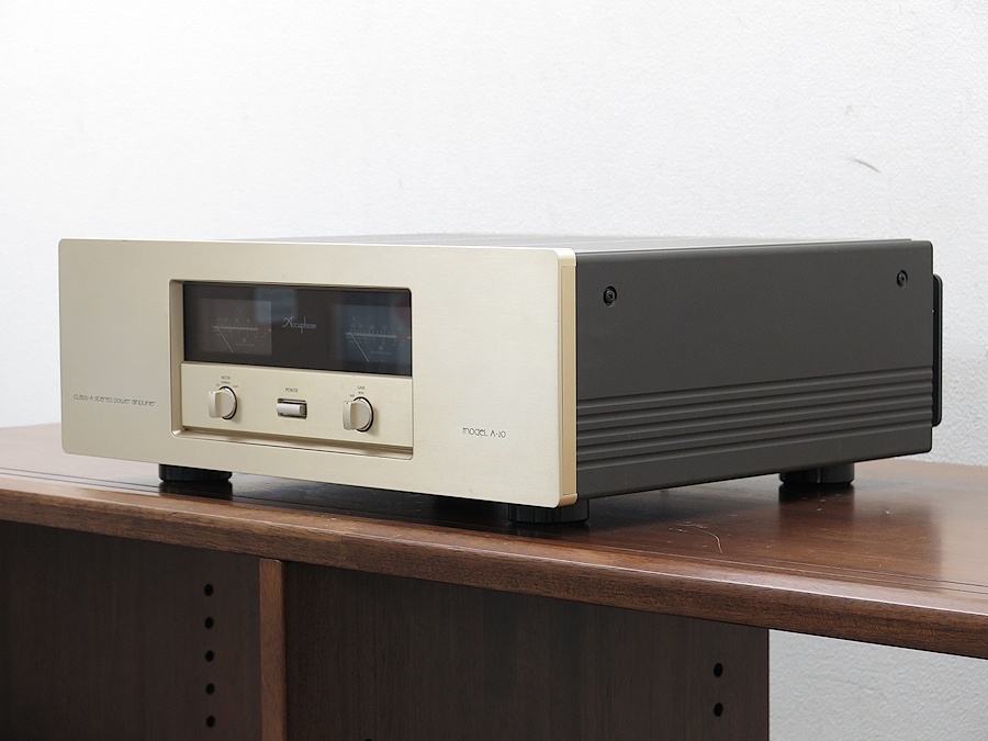 アキュフェーズ Accuphase A-20 パワーアンプ @30343 / 中古オーディオ