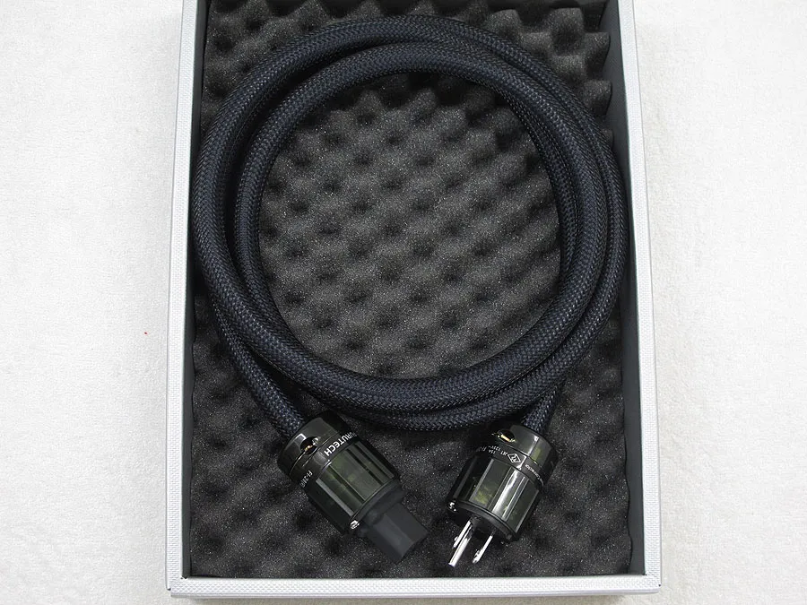 FURUTECH ABSOLUTE POWER-18 電源ケーブル