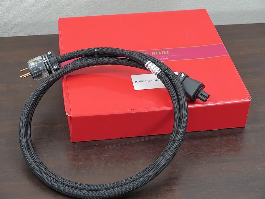 アコリバ POWER STANDARD-triple C-FM 2.0m 電源ケーブル