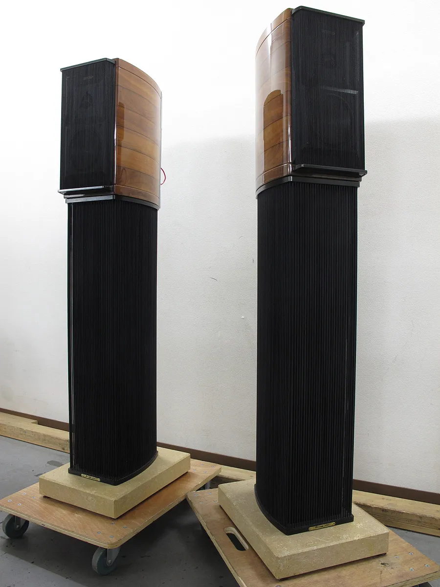 ソナス・ファベール Sonus faber Guarneri Homage