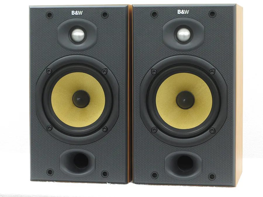 B&W DM601 S2 スピーカー