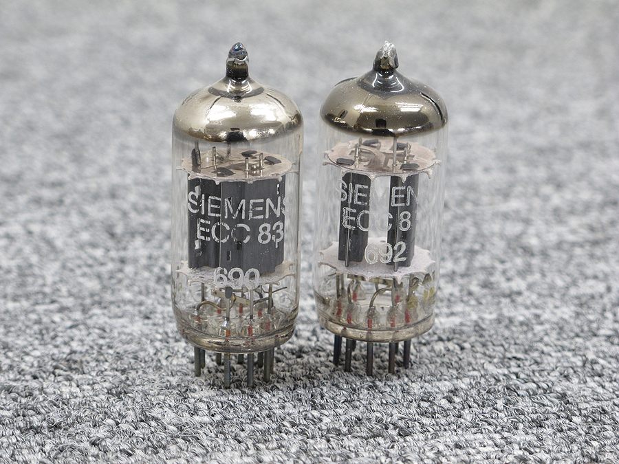 シーメンス SIEMENS ECC83 (2本) 真空管 元箱 @30657 / 中古オーディオ