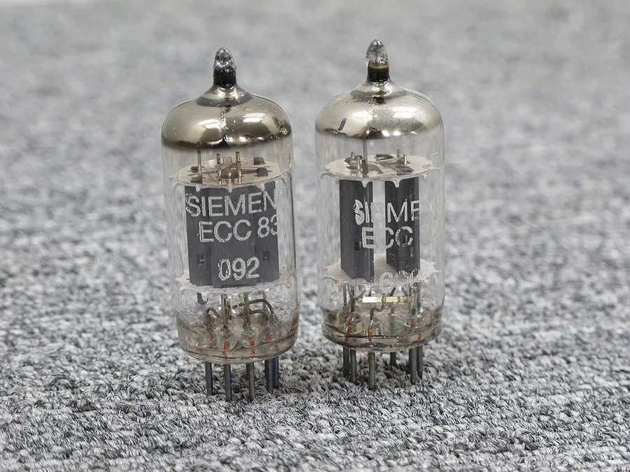 シーメンス SIEMENS ECC83 (2本) 真空管 元箱